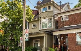 Cozy 5 Bedroom House In Downtown Toronto By Globalstay