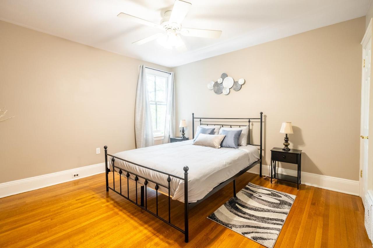 Cozy 5 Bedroom House In Downtown Toronto By Globalstay Exterior photo